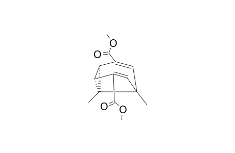 2,6-BIS-(METHOXYCARBONYL)-4,8-DIMETHYL-SEMIBULLVALENE