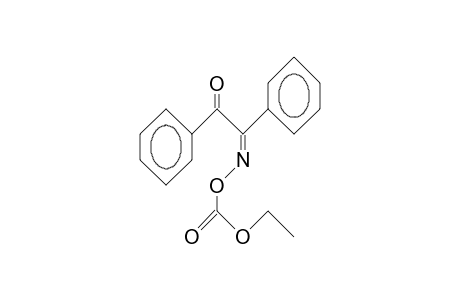 Benzil syn-mono(O-carboxyoxime) ethyl ester