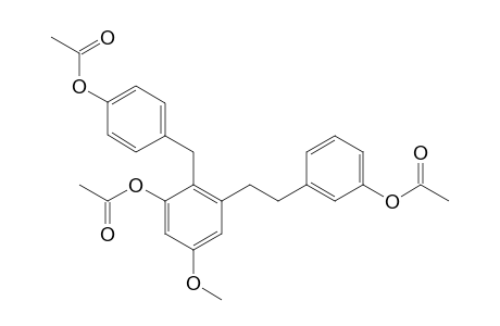 ISOARUNDININ-II-TRIACETATE