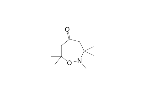 HEXAHYDRO-2,3,3,7,7-PENTAMETHYL-1,2-OXAZEPIN-5-ON