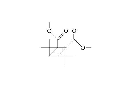 trans-3,3,6,6-Tetramethyl-tricyclo(3.1.0.0/2,4/)hexane-1,2-dicarboxylic acid, dimethyl ester