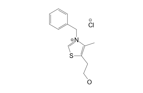 3-Benzyl-5-(2-hydroxyethyl)-4-methylthiazolium chloride