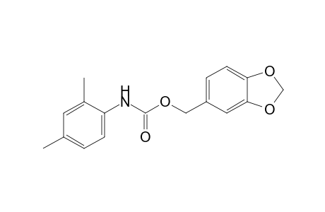 2,4-dimethylcarbanilic acid, piperonyl ester