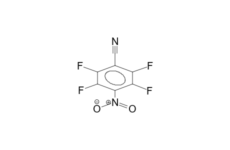 4-NITROTETRAFLUOROBENZONITRIL