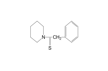 1-(phenylthioacetyl)piperidine