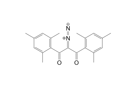 2-Diazo-1,3-bis(2,4,6-trimethylphenyl)-1,3-propandion